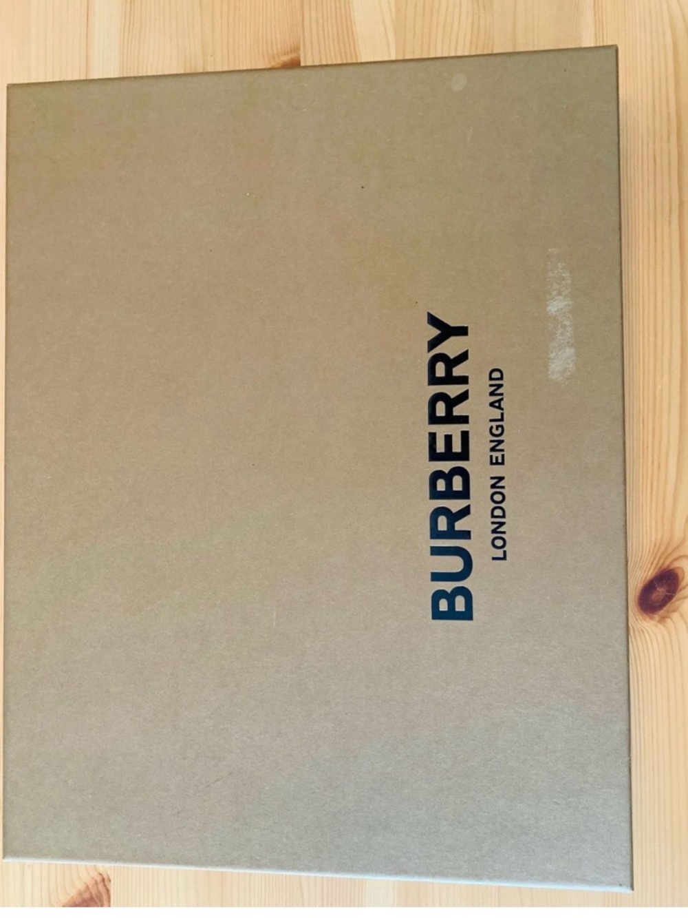 Burberry Brown box
